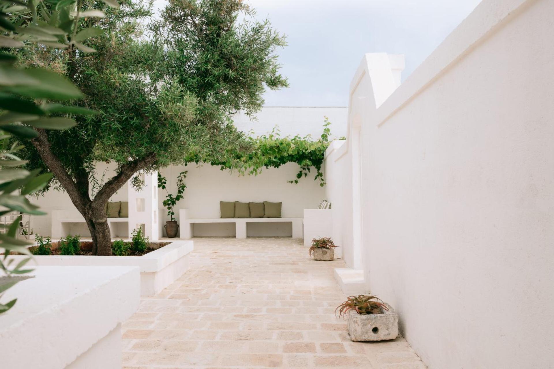Oltre Gli Ulivi Bed & Breakfast Ostuni Exterior photo