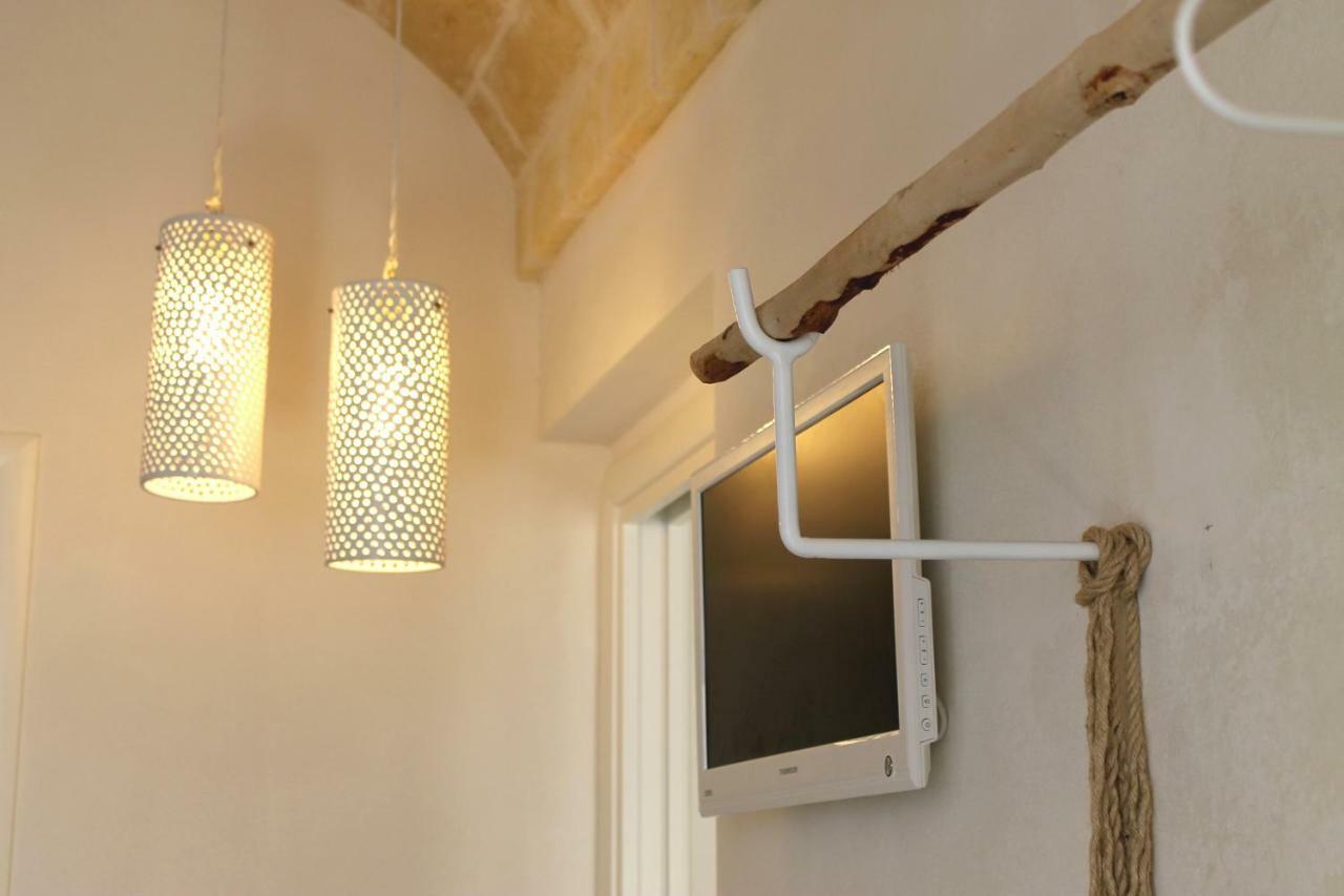 Oltre Gli Ulivi Bed & Breakfast Ostuni Exterior photo